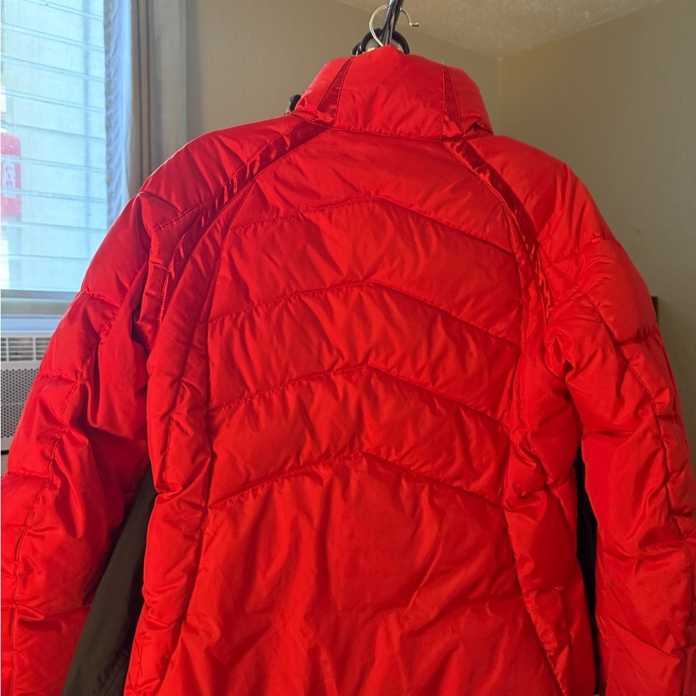 Nike Puffer Jacket - Picture 2 of 3